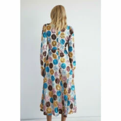 Warehouse Petite Floral Sequin Puff Sleeve V Neck Midi For Female -Warehouse Sales Store unnamed file 1028