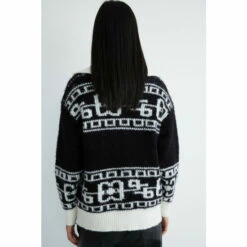 Warehouse Ladder Jacquard Collar Knit Jumper For Female -Warehouse Sales Store unnamed file 1329