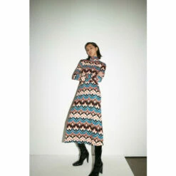 Warehouse Petite Floral Print Roll Neck Long Sleeve Midi Dress For Female -Warehouse Sales Store unnamed file 1576