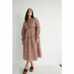 Warehouse Plus Size Floral Piping Detail Midi Dress For Female