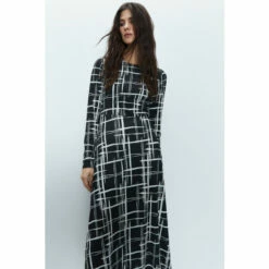 Warehouse Printed Funnel Neck Midi Dress For Female -Warehouse Sales Store unnamed file 1963