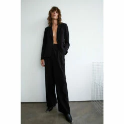 Warehouse Essential Single Breasted Blazer For Female