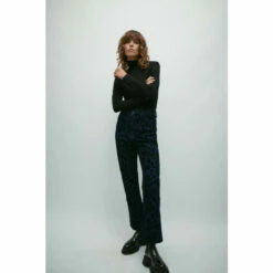 Warehouse WH X William Morris Society Denim Velvet Floral Jeans For Female 11 Warehouse WH X William Morris Society Denim Velvet Floral Jeans For Female -Warehouse Sales Store unnamed file 2591