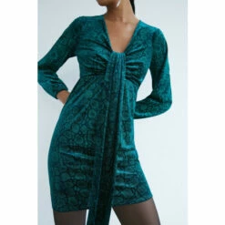 Warehouse Giraffe Glitter Velvet Tie Short Dress For Female -Warehouse Sales Store unnamed file 2795