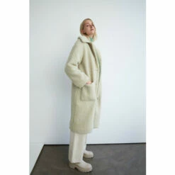 Warehouse Oversized Button Through Teddy Coat For Female -Warehouse Sales Store unnamed file 3077