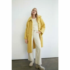 Warehouse Oversized Button Through Teddy Coat For Female -Warehouse Sales Store unnamed file 3079