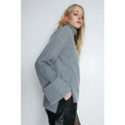 Warehouse Premium 100% Merino Wool Turn Up Cuff Jumper For Female -Warehouse Sales Store unnamed file 3227