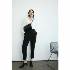 Warehouse Double Crepe High Waisted Dart Detail Trouser For Female