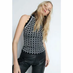 Warehouse Scallop Edge Jacquard Knit Top For Female -Warehouse Sales Store unnamed file 3716