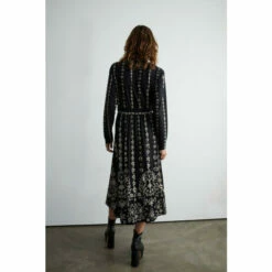 Warehouse Border Print Pleated D-ring Midi Dress For Female -Warehouse Sales Store unnamed file 3835