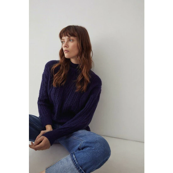 Warehouse Chunky Cable Funnel Longline Knit Jumper For Female 8 Warehouse Chunky Cable Funnel Longline Knit Jumper For Female - Image 6