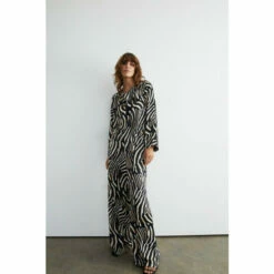 Warehouse Satin Animal Wide Leg Trouser Coord For Female