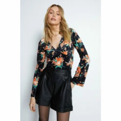 Warehouse Black Floral Print Velvet Cut Out Corset Style Top For Female -Warehouse Sales Store unnamed file 4917