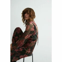 Warehouse Floral Metallic Plisse Wrap Jumpsuit For Female -Warehouse Sales Store unnamed file 930