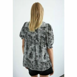 Warehouse Animal Short Sleeve Button Through Blouse For Female -Warehouse Sales Store unnamed file 941